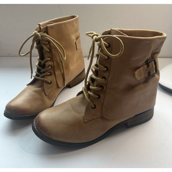MIA Women's Sand Tan Leather Mid Calf Lace Up Low Heel Boots Made in India 7.5M - Picture 2 of 10